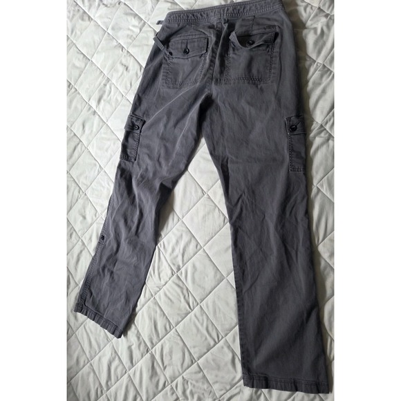 LL Bean Favorite Fit Women's Gray Cargo Pants Size 4 Regular EUC - Picture 3 of 12
